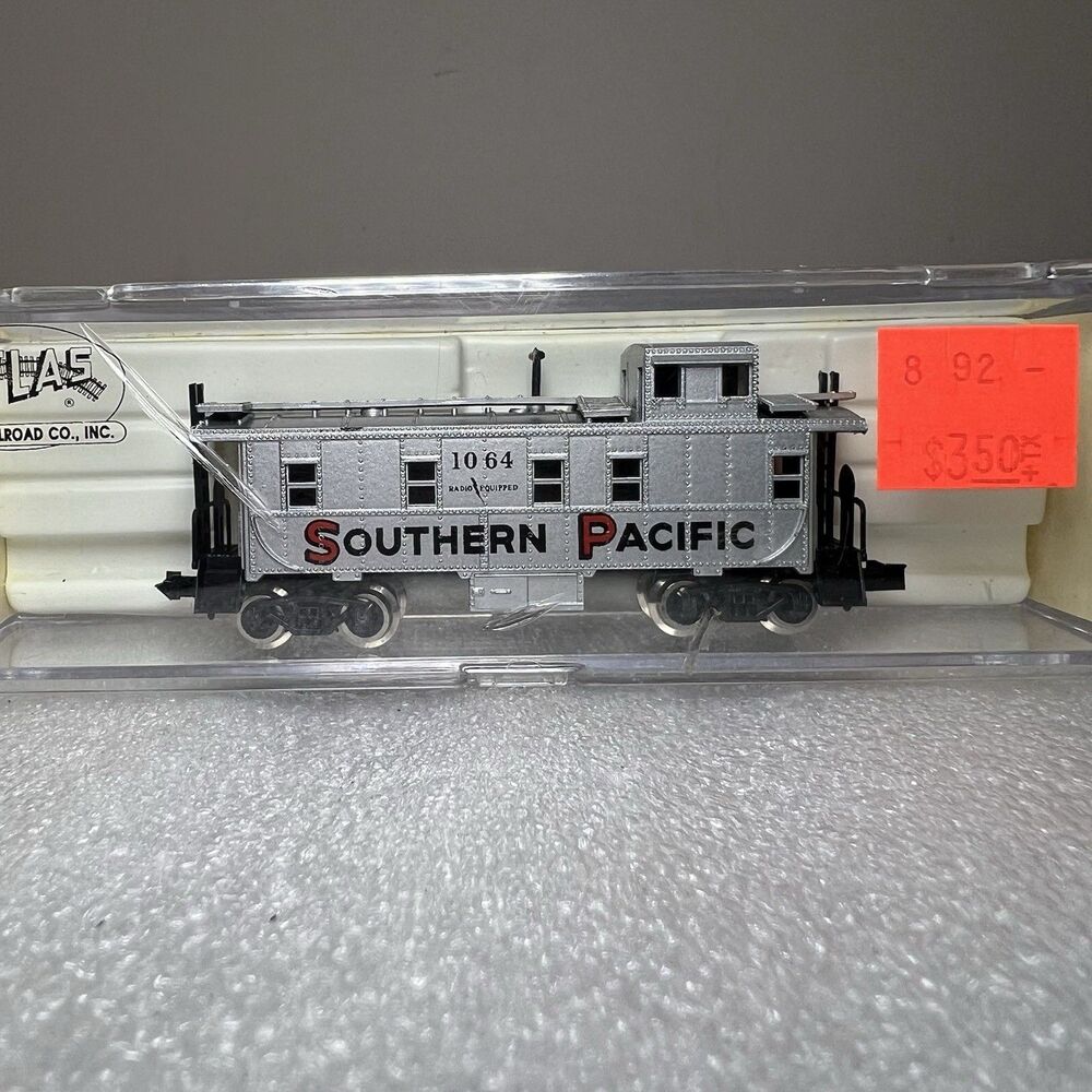 Atlas N Scale 3561 Southern Pacific Offset Cupola Caboose SP 1064 NEW